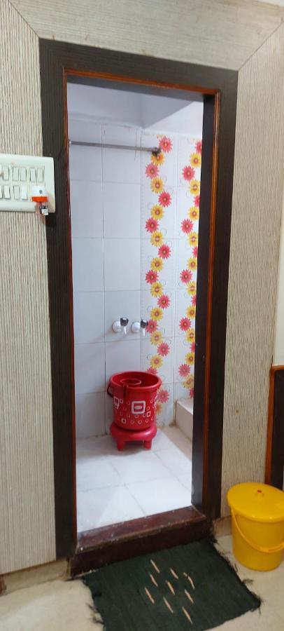 Sai Raghunandan Guest House Shirdi Buitenkant foto